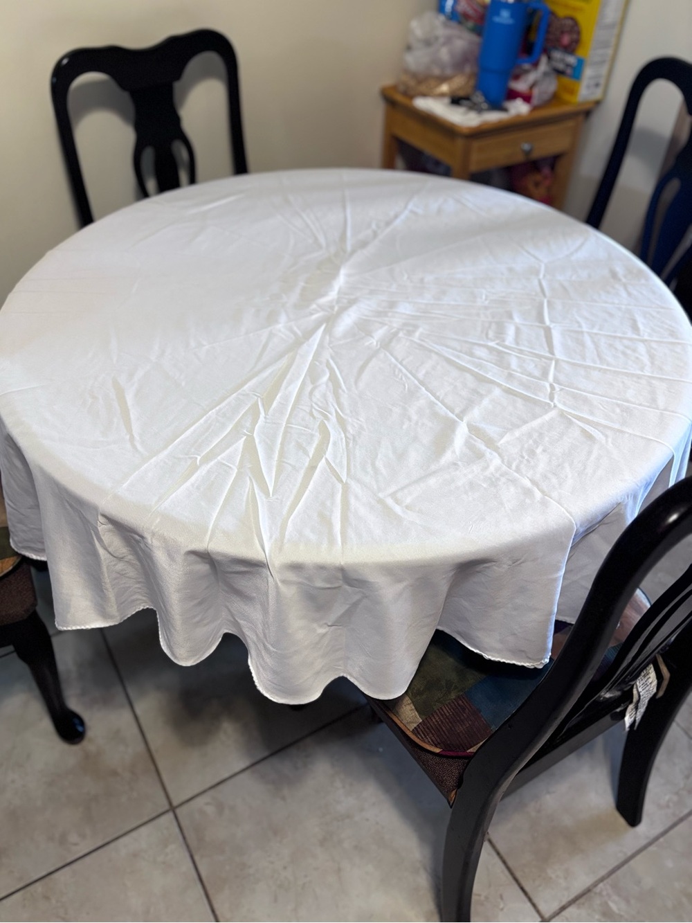 White Round Tablecloth - Home Dining